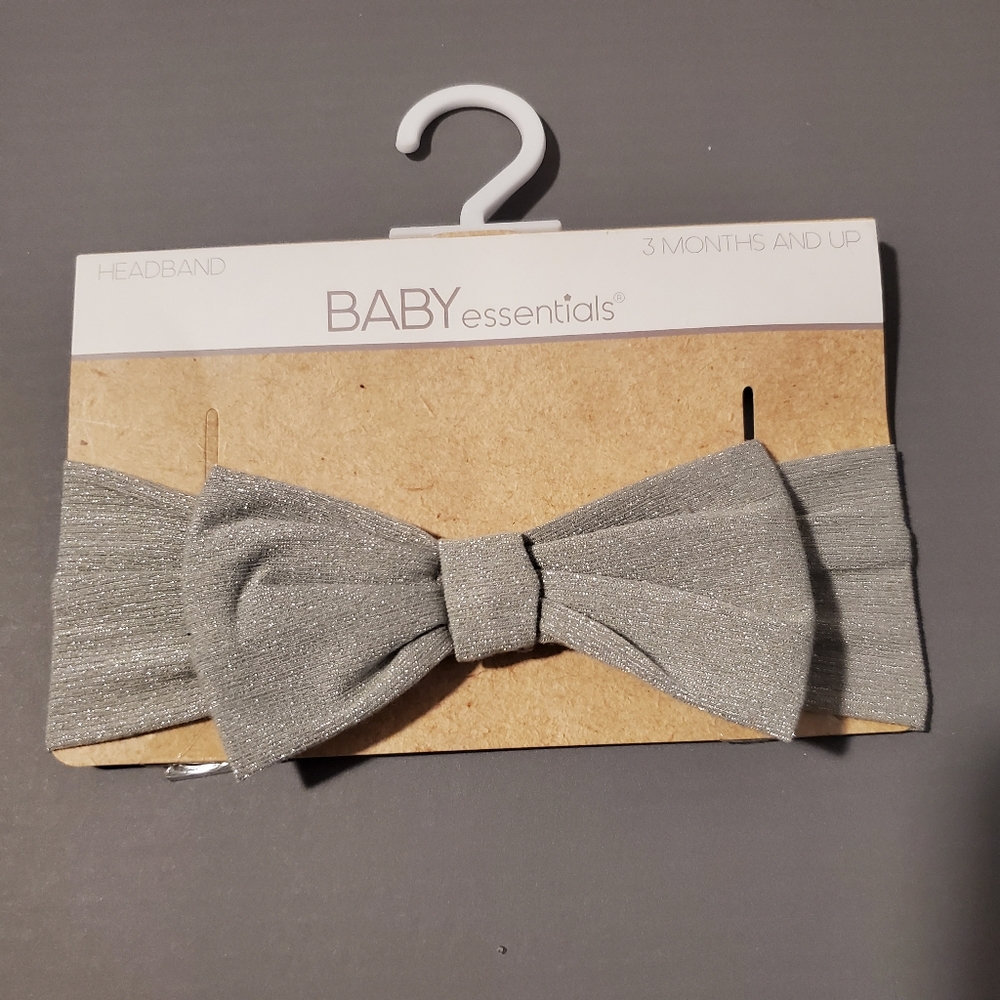 2/$15 Baby essentials Grey Glitter Headband Bow